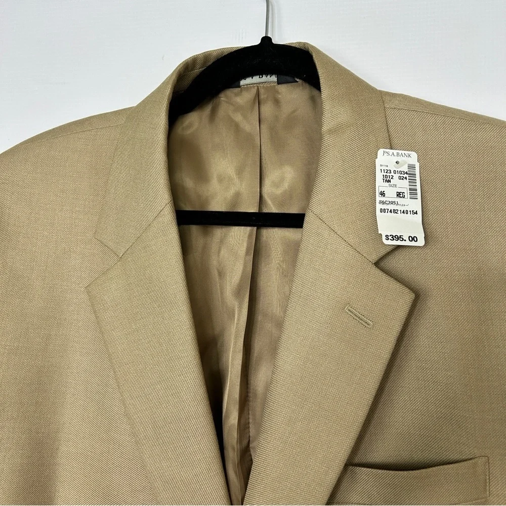 NWT - Jos.A.BANK Men’s suit jacket | 46R   Condition NWT